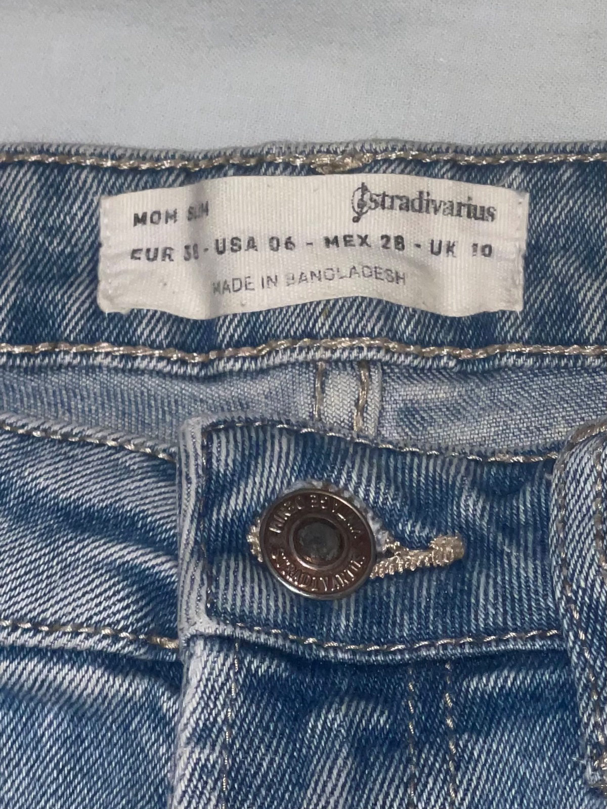 Jean denim clair coupe droite photo 3
