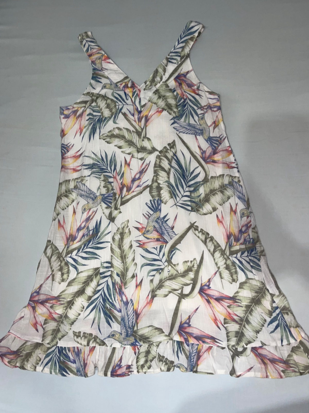 Robe d'été tropicale à motifs oiseaux et feuillages photo 1