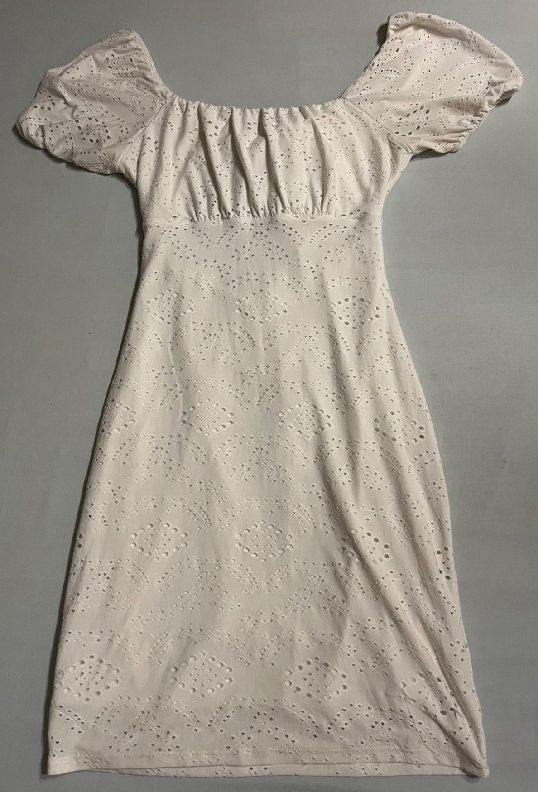 robe courte blanche  photo 1