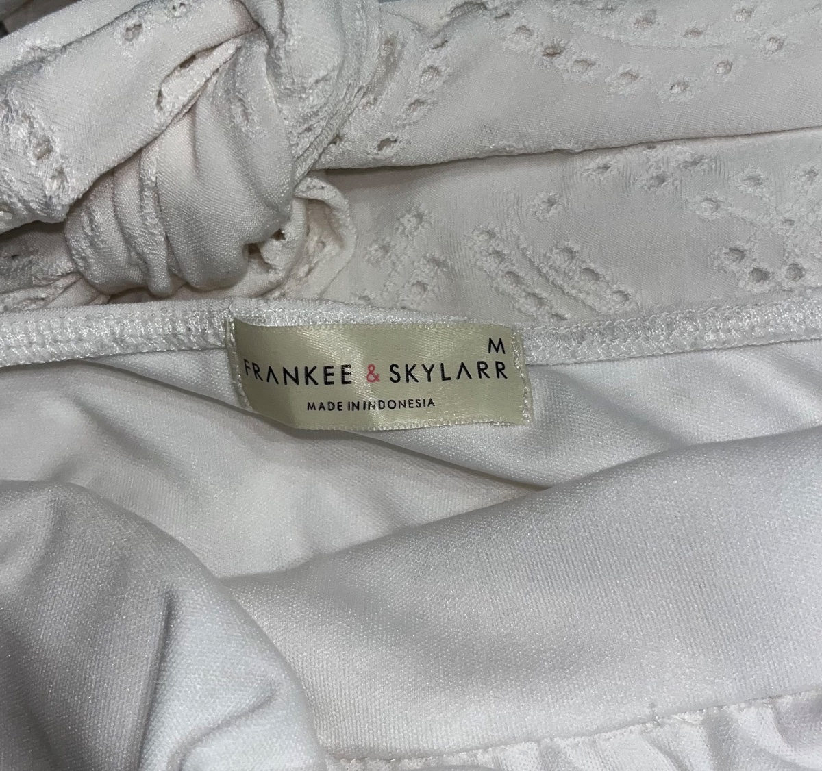 robe courte blanche  photo 3