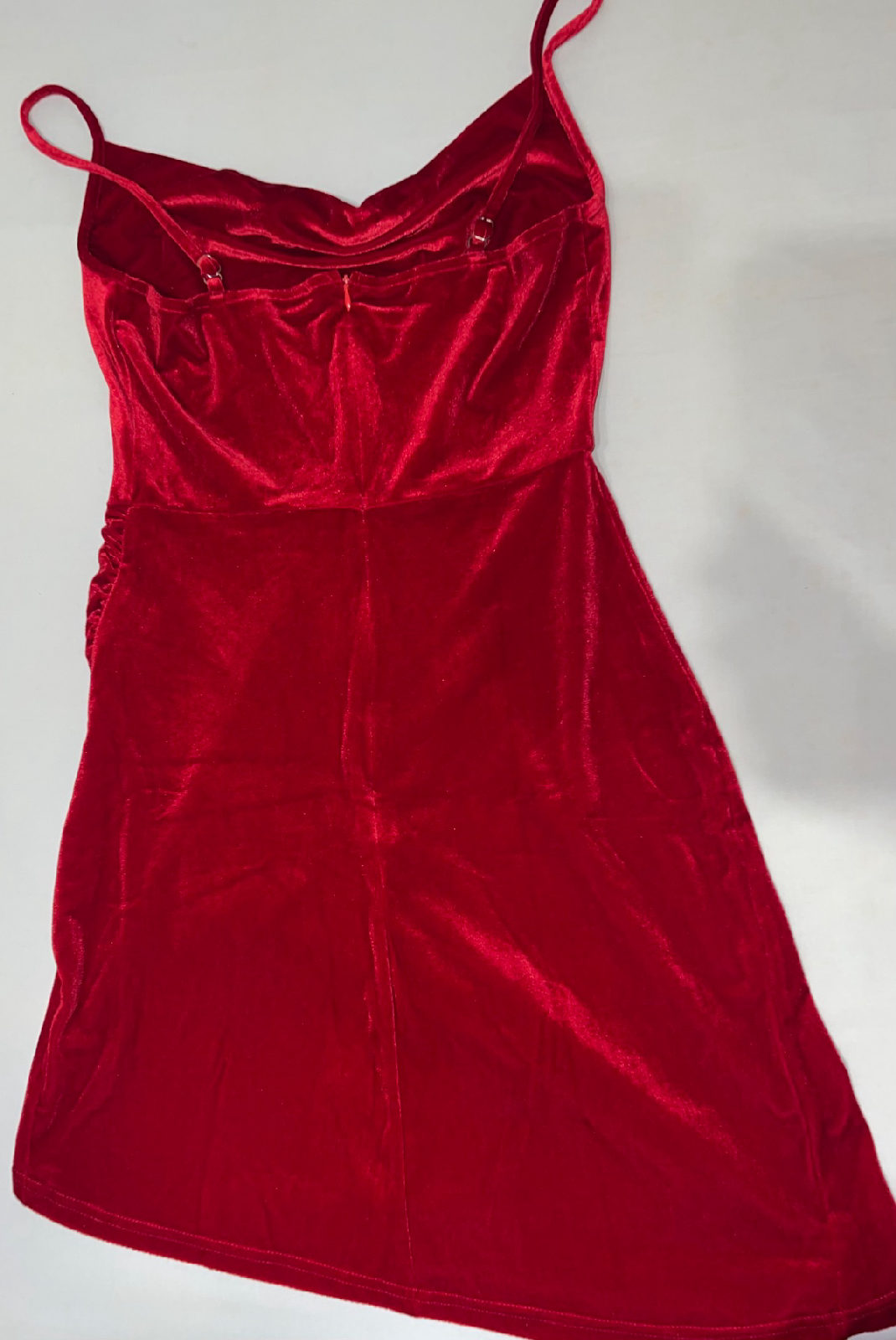 robe courte de soirée en satin photo 2