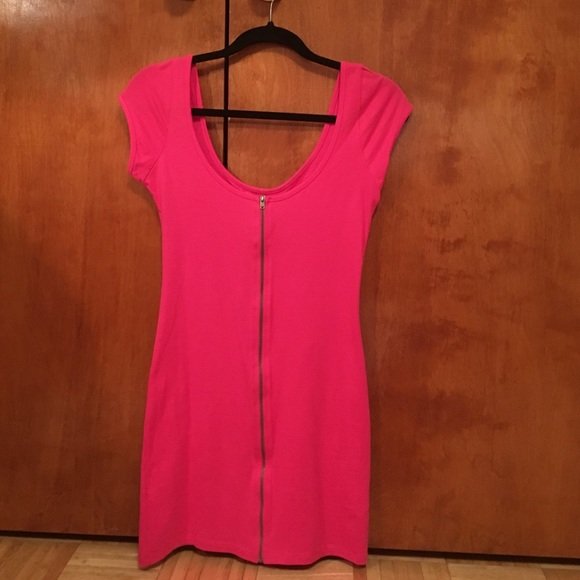 Robe moulante rose fuchsia zippée photo 1