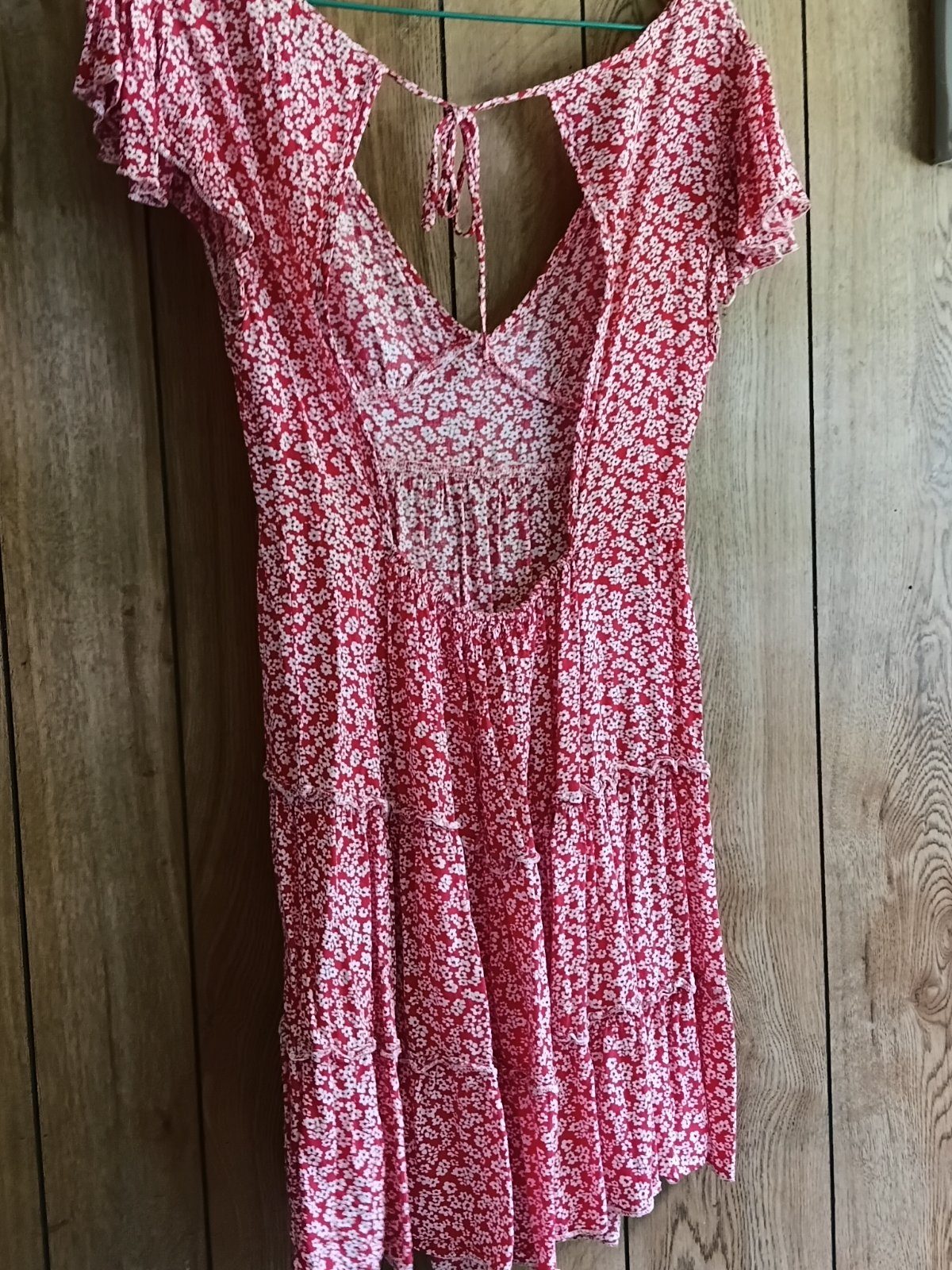Robe rouge dos nu  photo 2