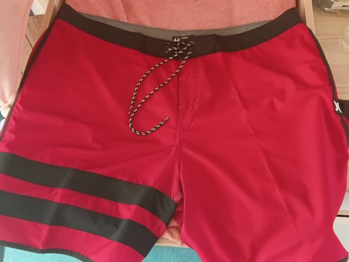 Short HURLEY  photo 2
