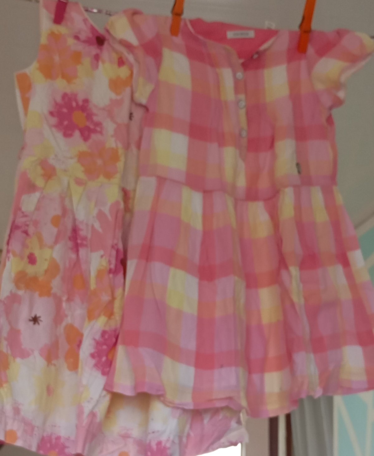 2Robe vichy rose et jaune pour enfant photo 1