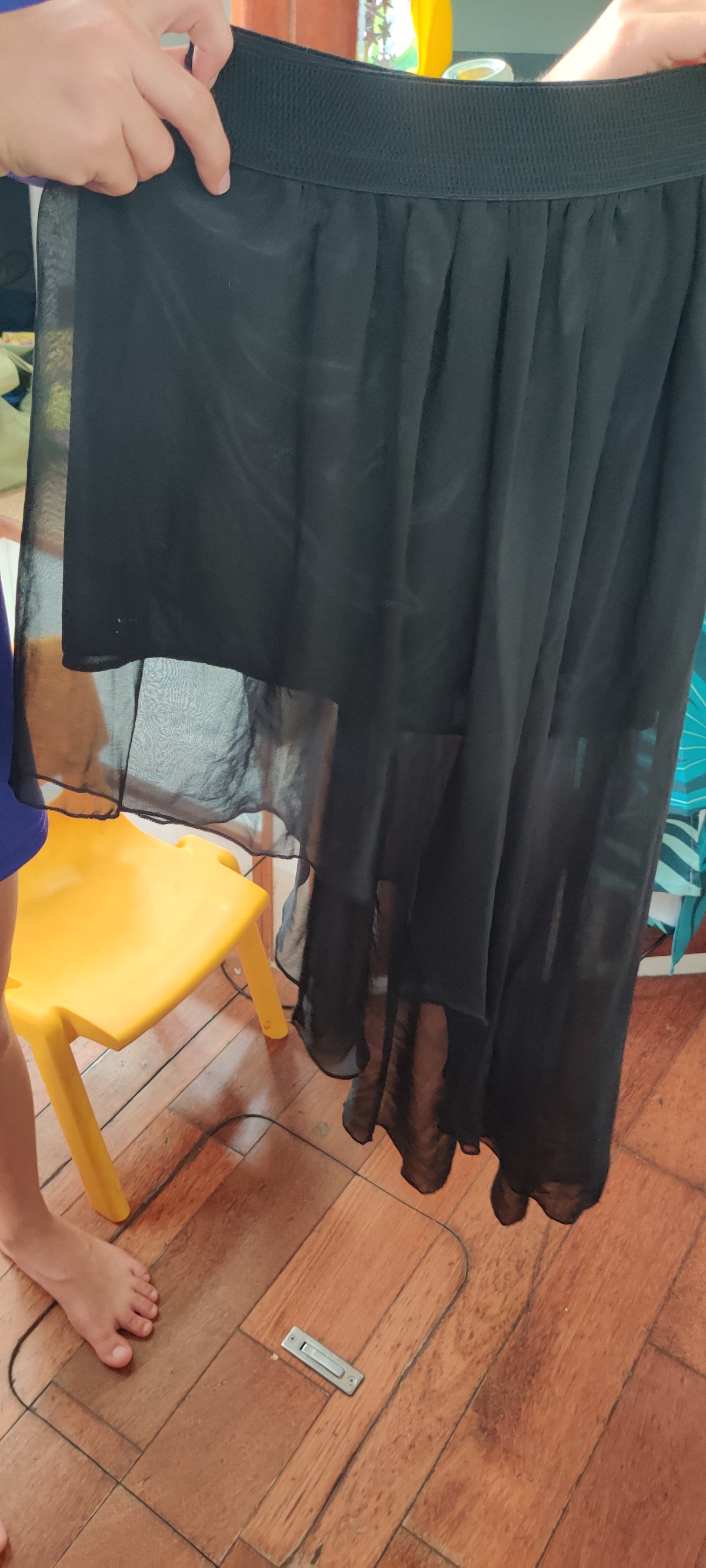 Jupe mousseline ado noire et chic photo 1