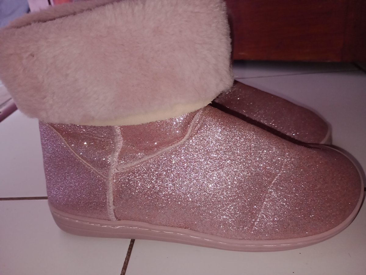 chaussures à multiples facettes photo 2
