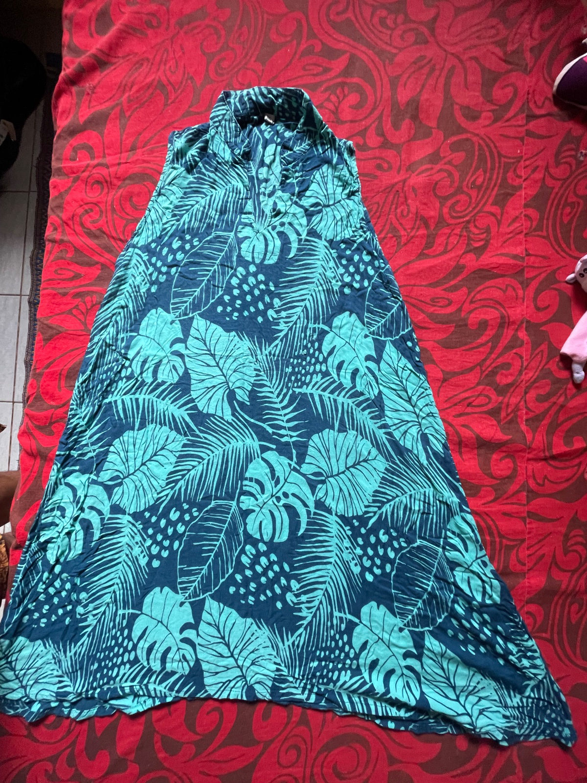 Robe longue tropicale sans manches photo 1