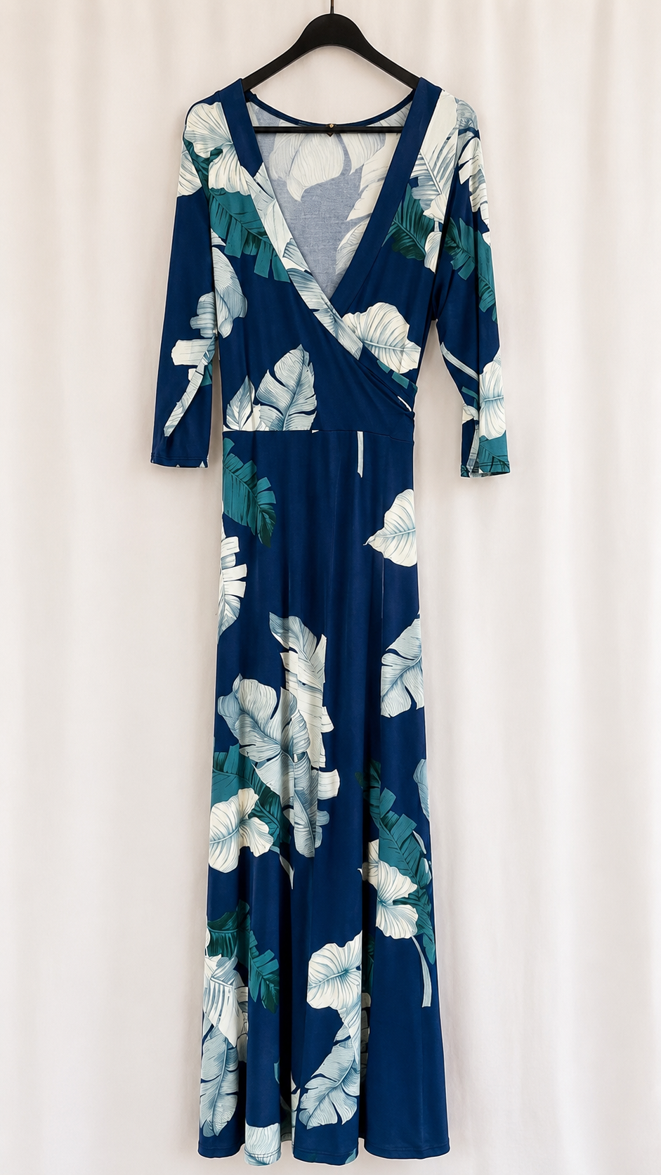 Très belle robe de couleur bleue photo 2