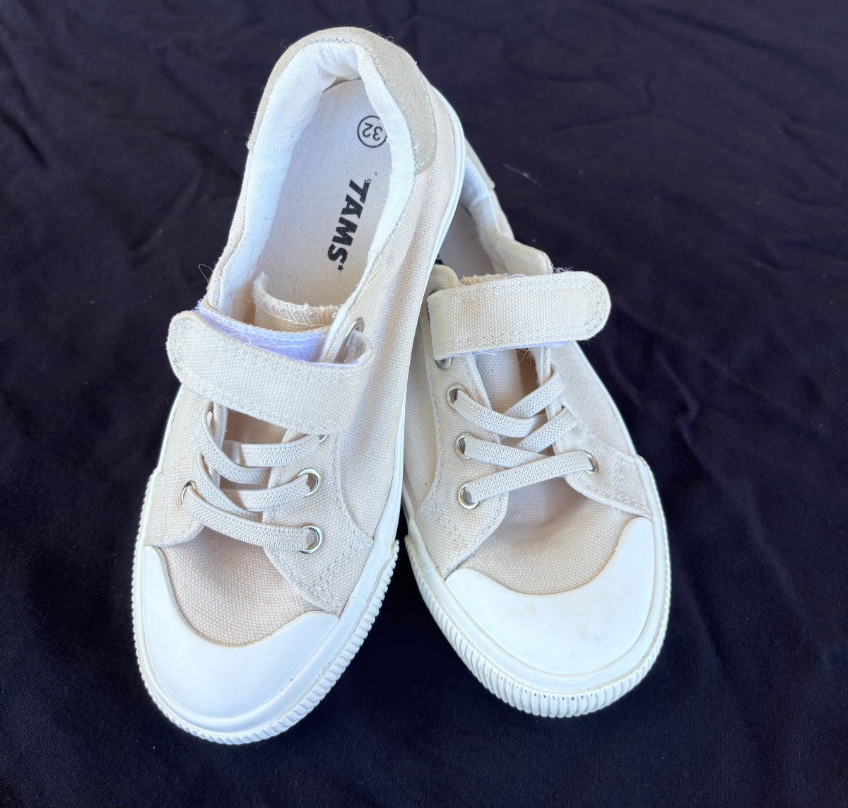 Baskets en toile beige pour enfant photo 1