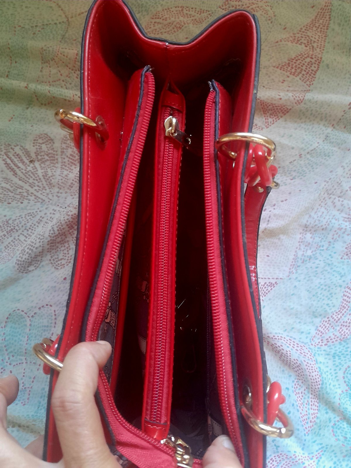 sac à main, en rouge vernis photo 3
