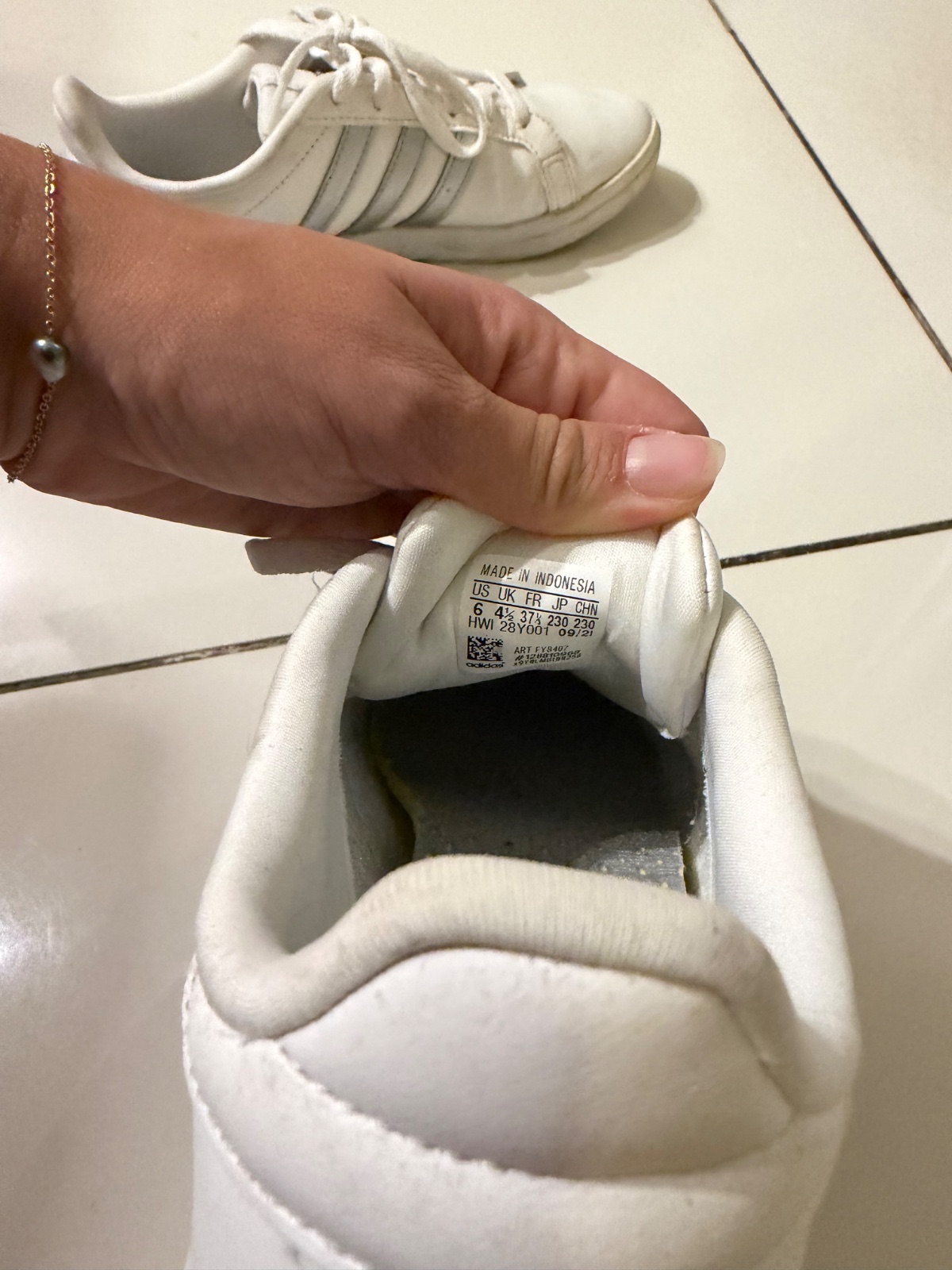 chaussures adidas photo 2