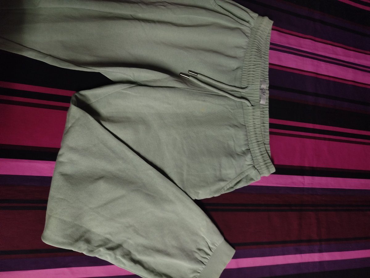 Pantalon ample à donner photo 1