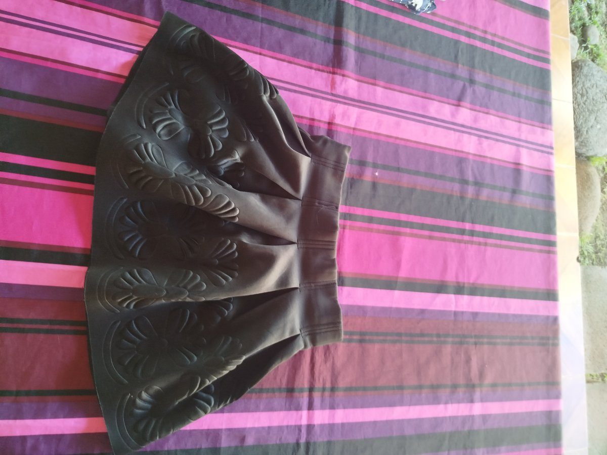 Jupes Taille S photo 3