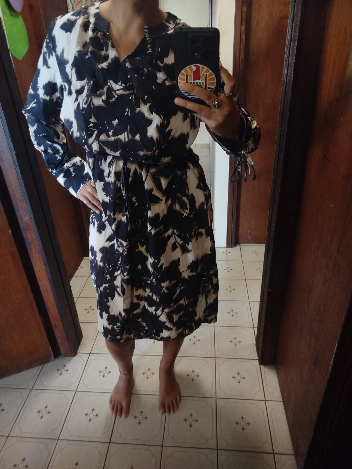 Robe chemise fleurie noire et crème photo 1