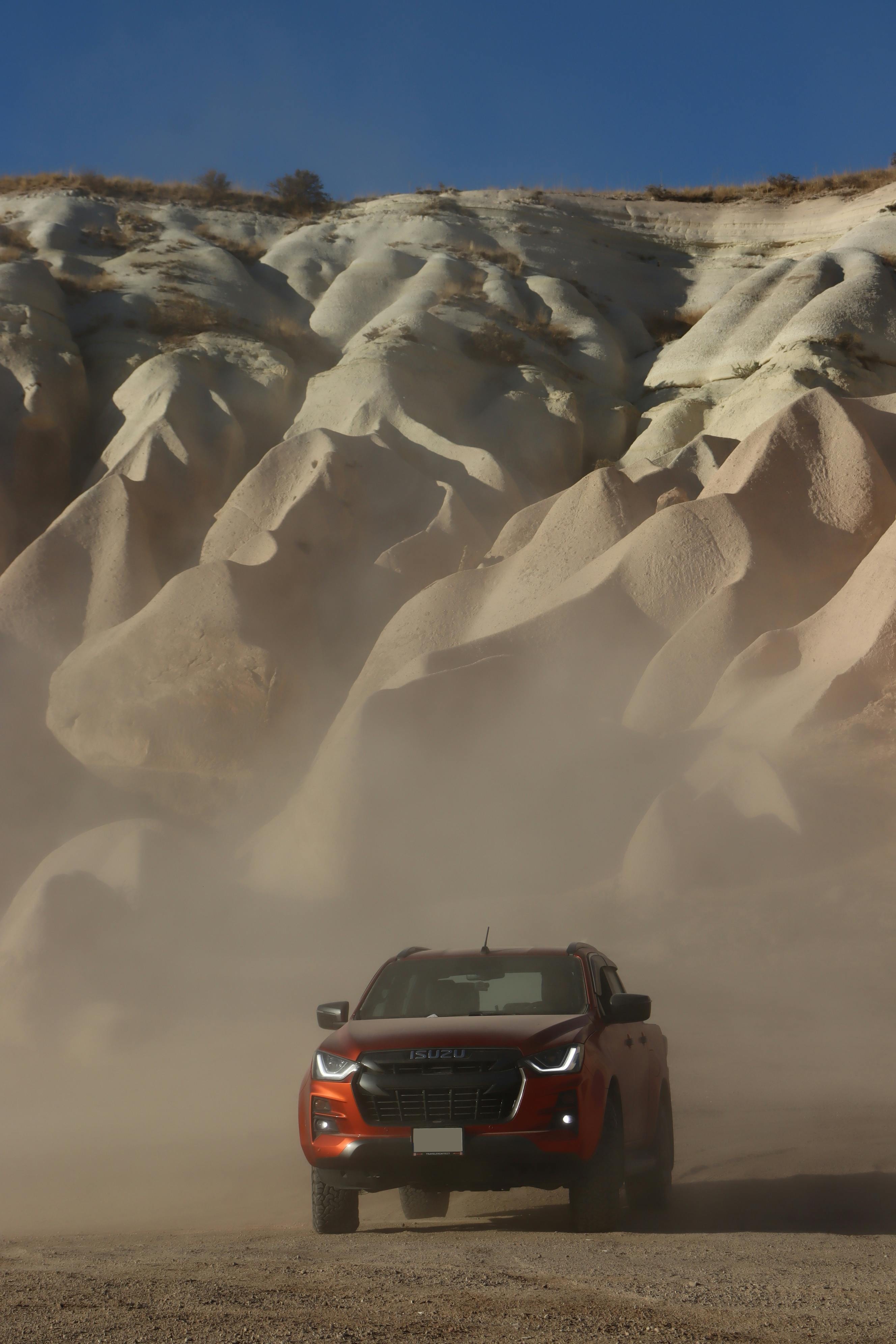 Drive a Isuzu on Tarlen Carshare
