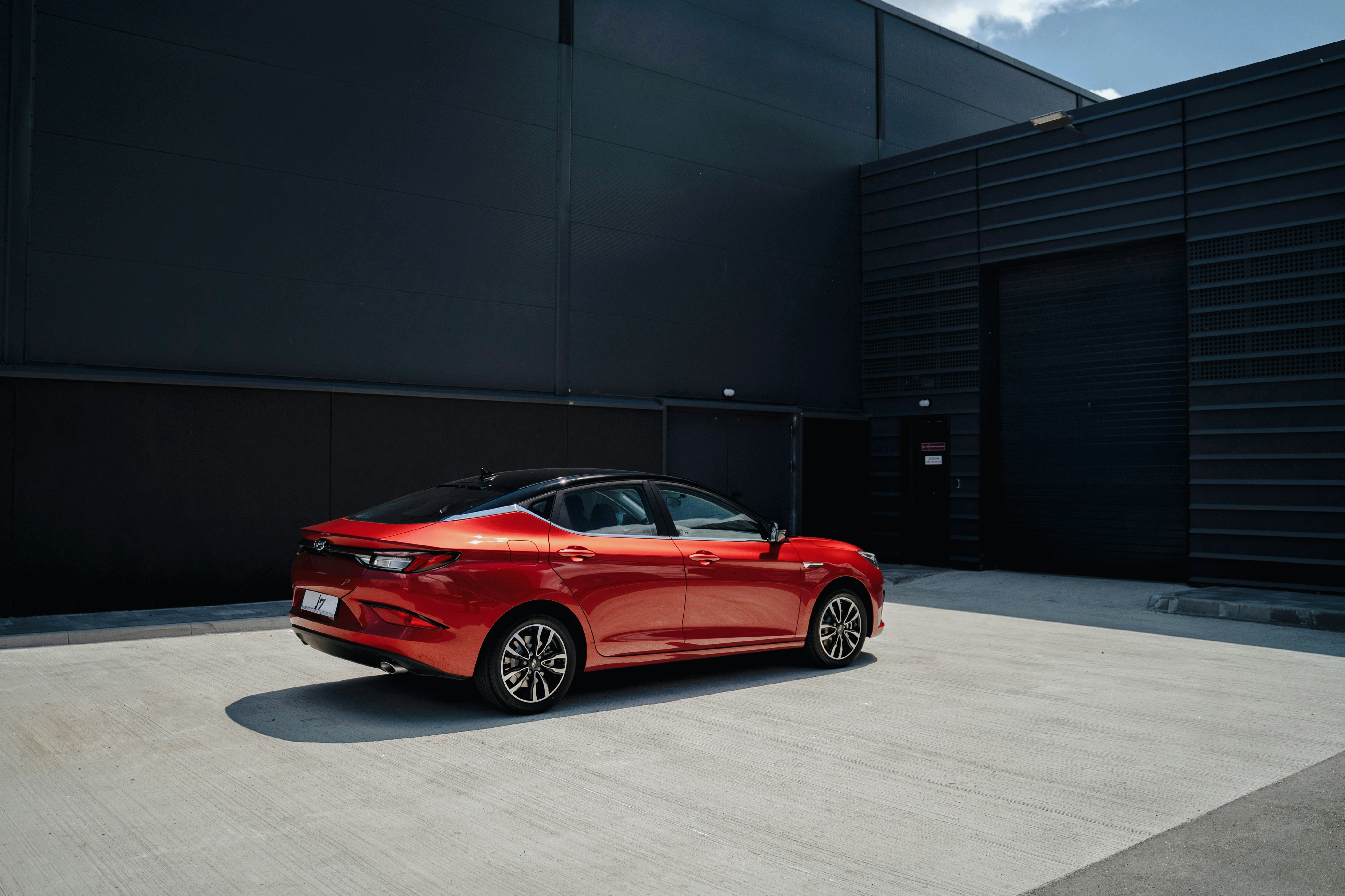 Drive a JAC on Tarlen Carshare