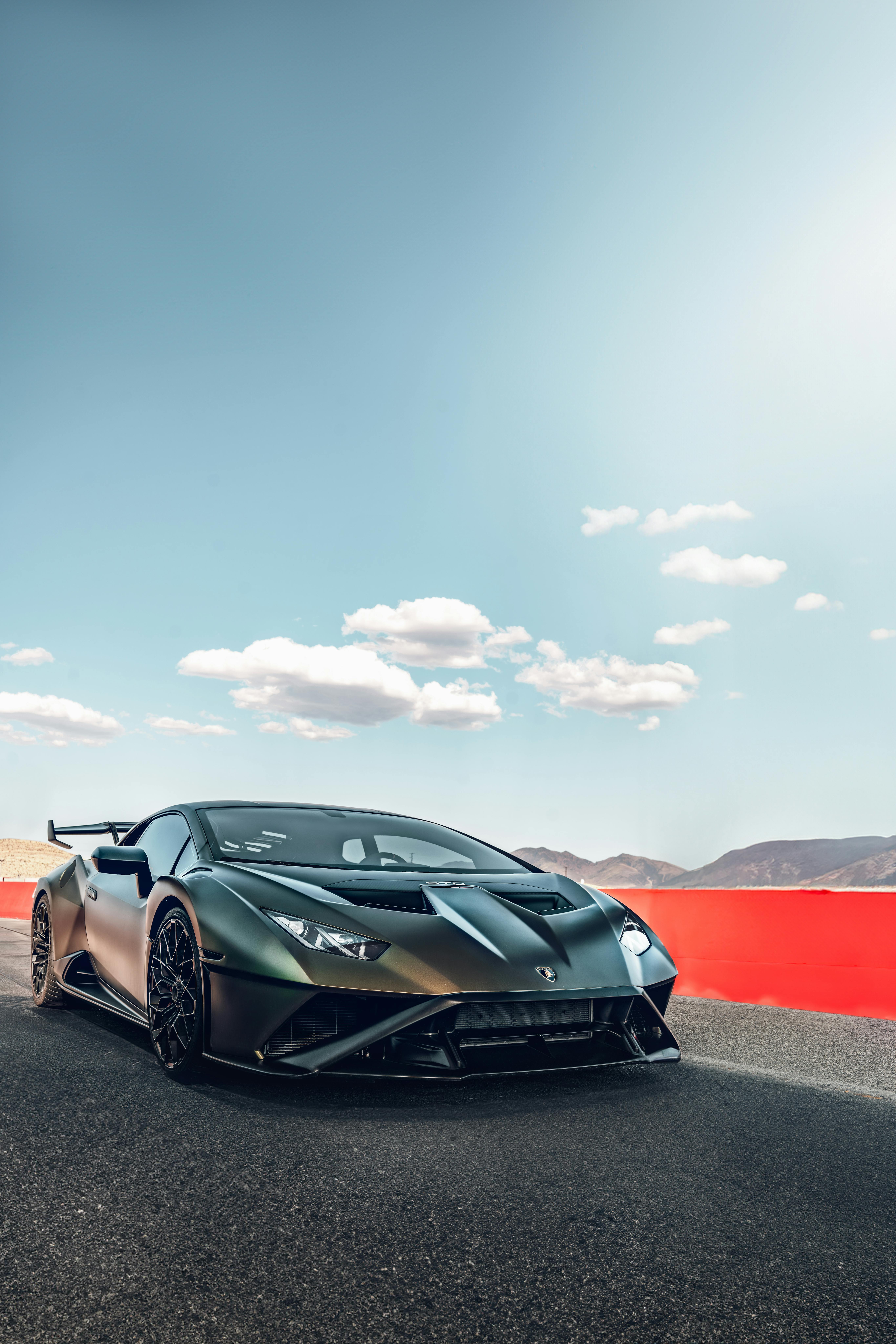 Drive a Lamborghini on Tarlen Carshare