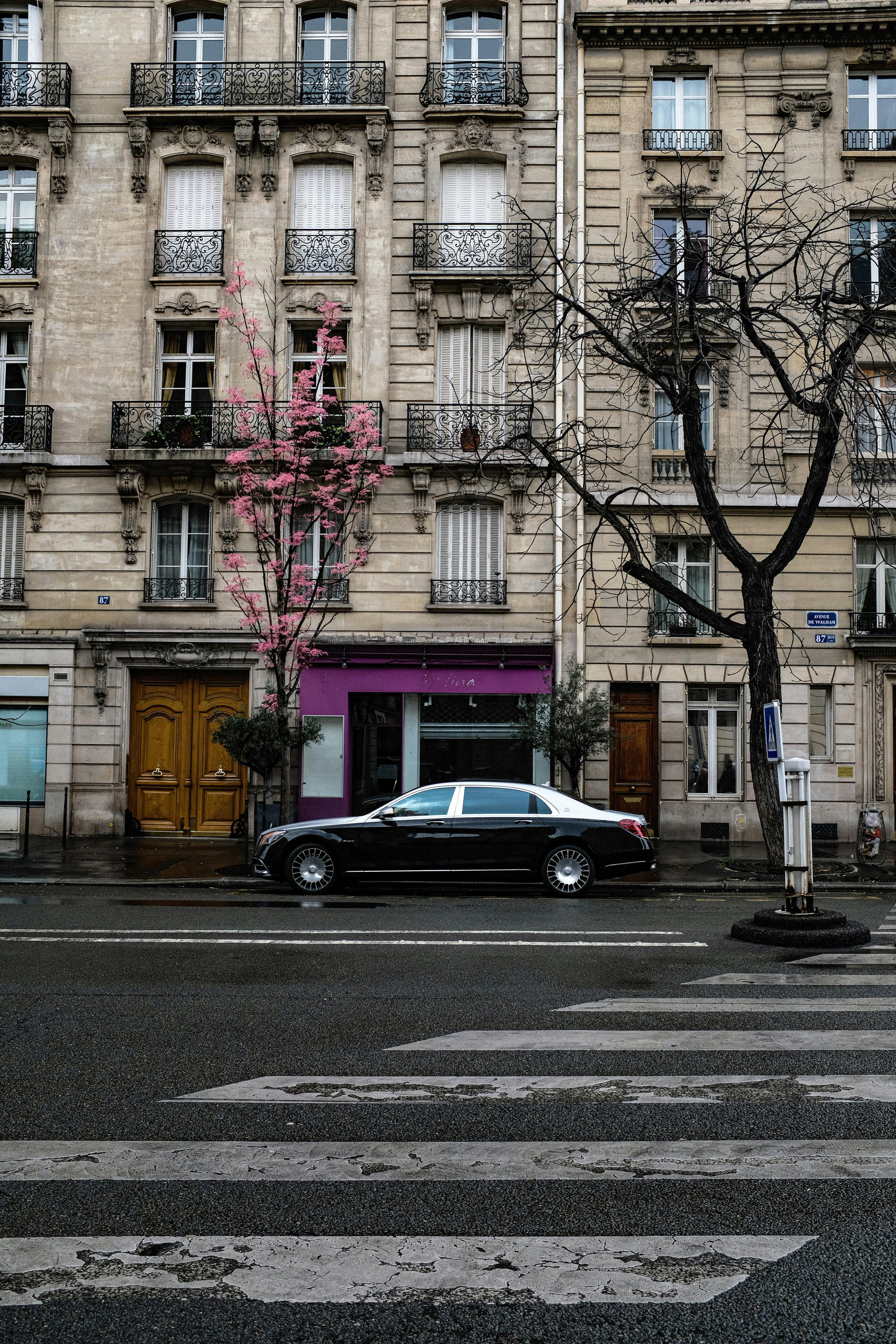 Drive a Mercedes-Benz on Tarlen Carshare