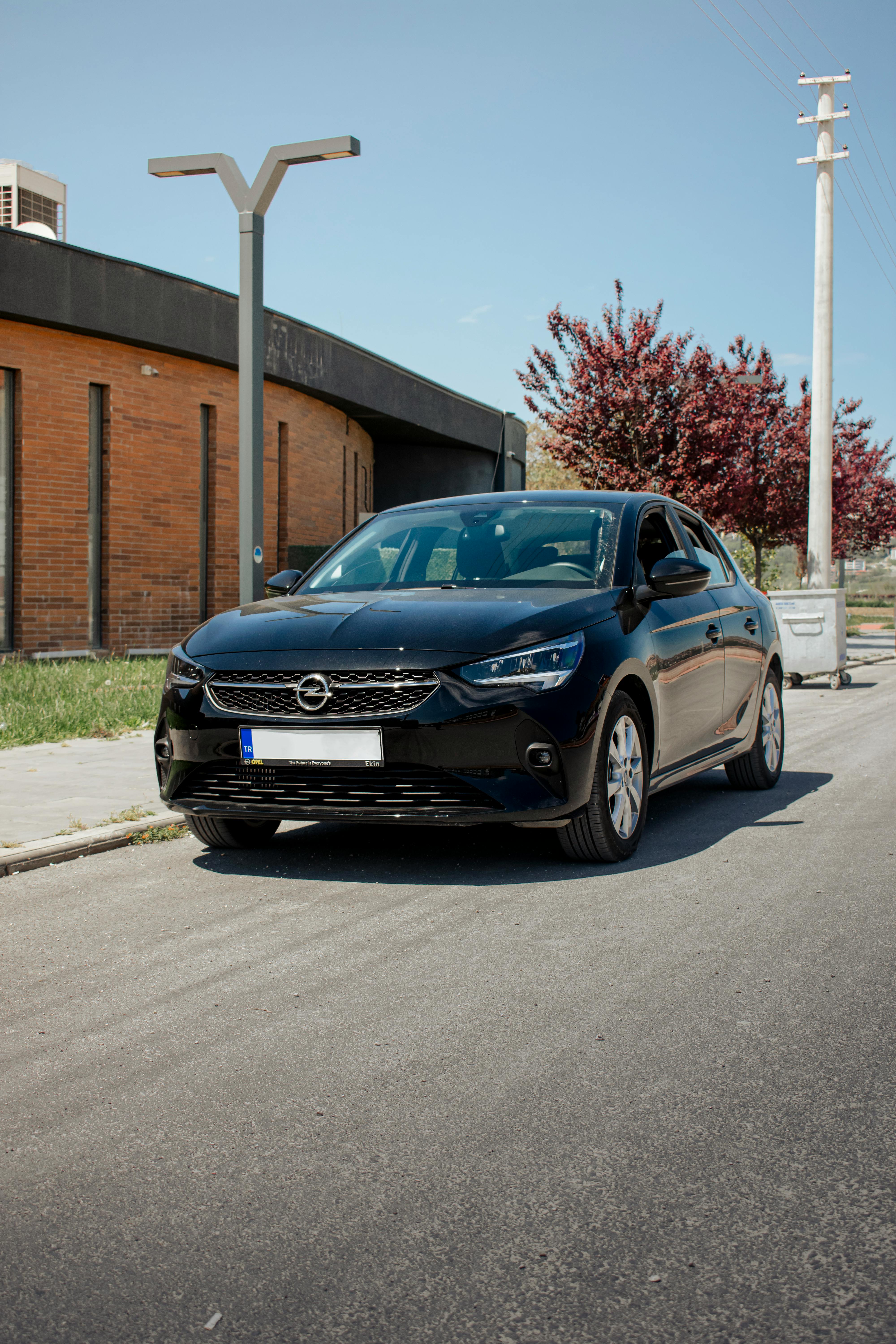 Drive a Opel on Tarlen Carshare