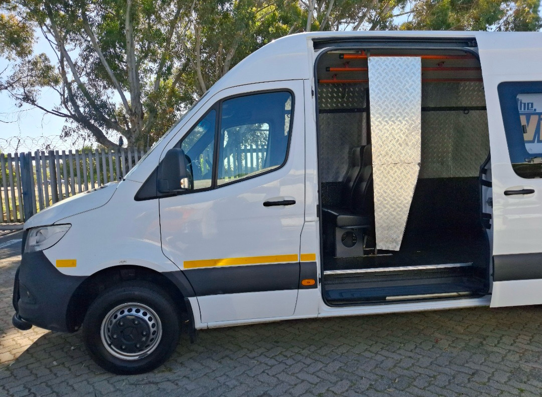 Car 1