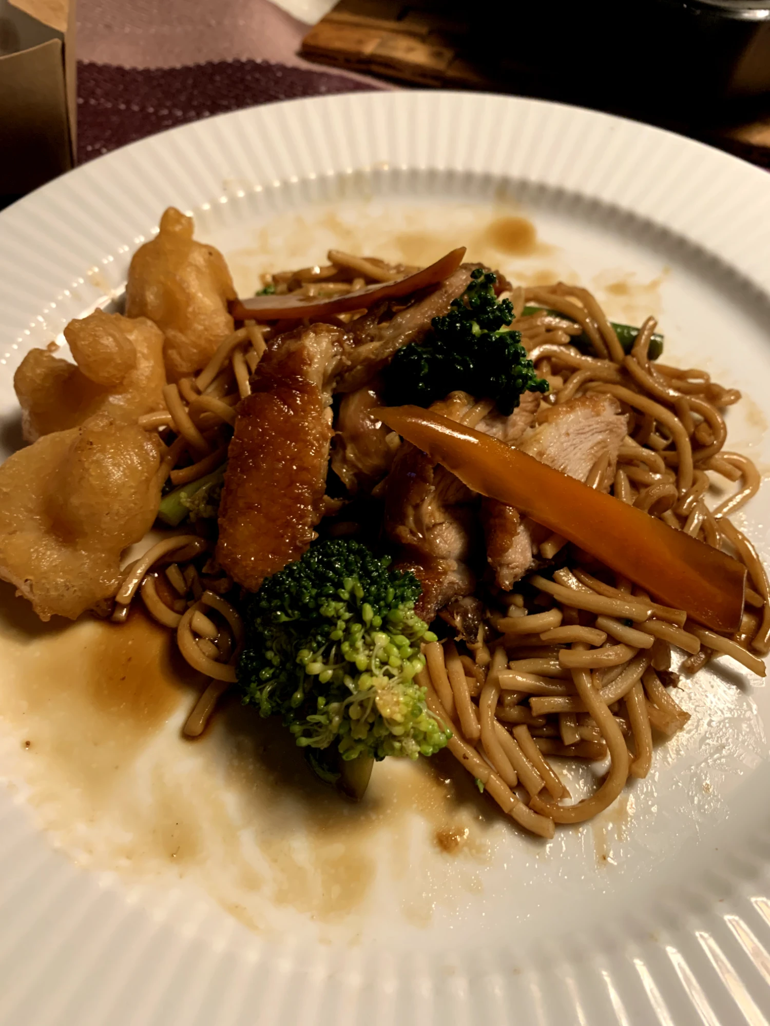 Andesteg m. friske grønsager og soyasovs hos China Star Grill