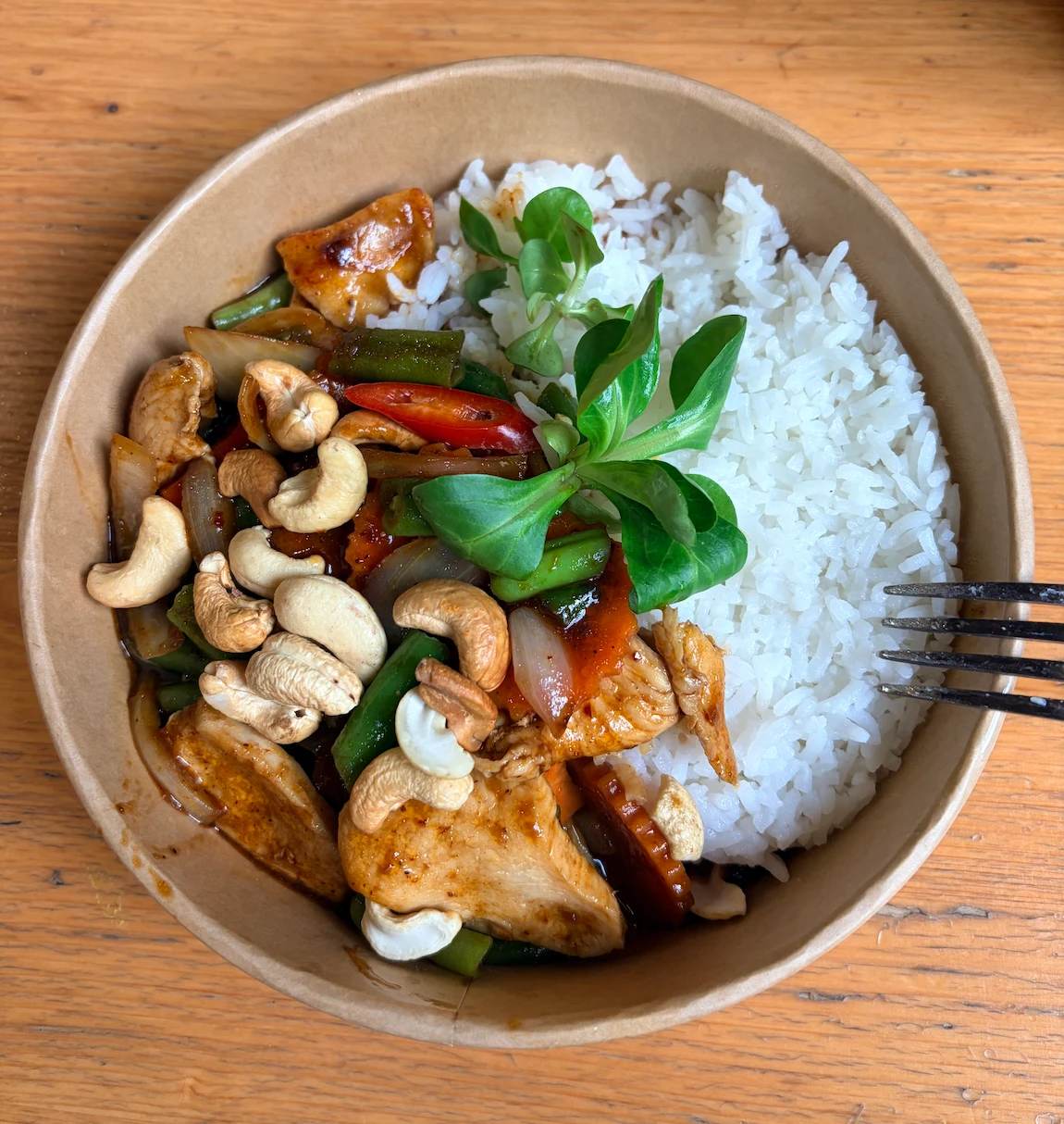 Nr. 7 - Kylling Cashew hos Tuk Tuk