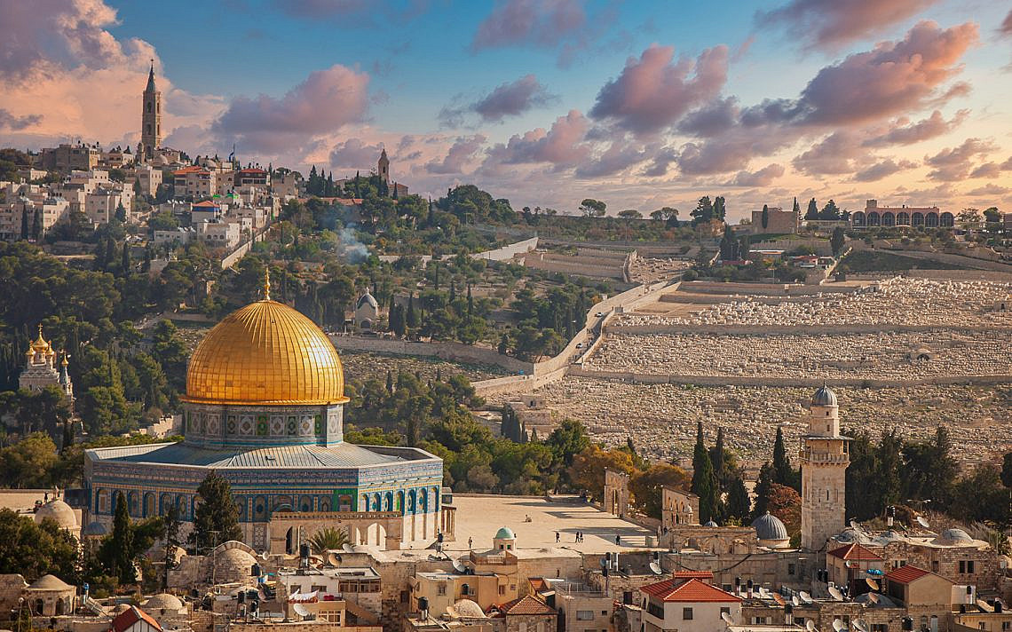 Holy Land Jerusalem Bersama Pembimbing Rohani