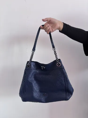 Edie 31 Turnlock Shoulder Bag