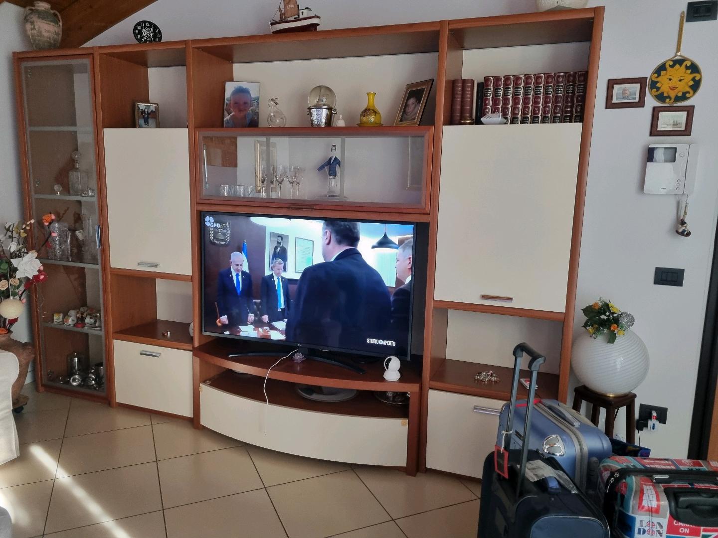 Immagine di mobile salotto 