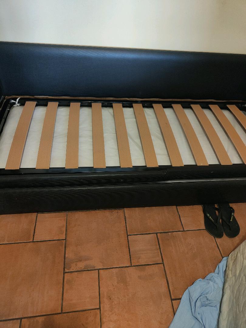 Immagine di divano letti con reti 