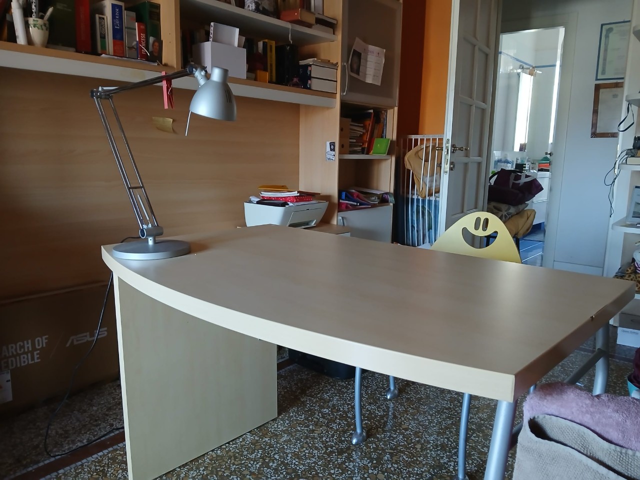 Immagine di Piccola scrivania