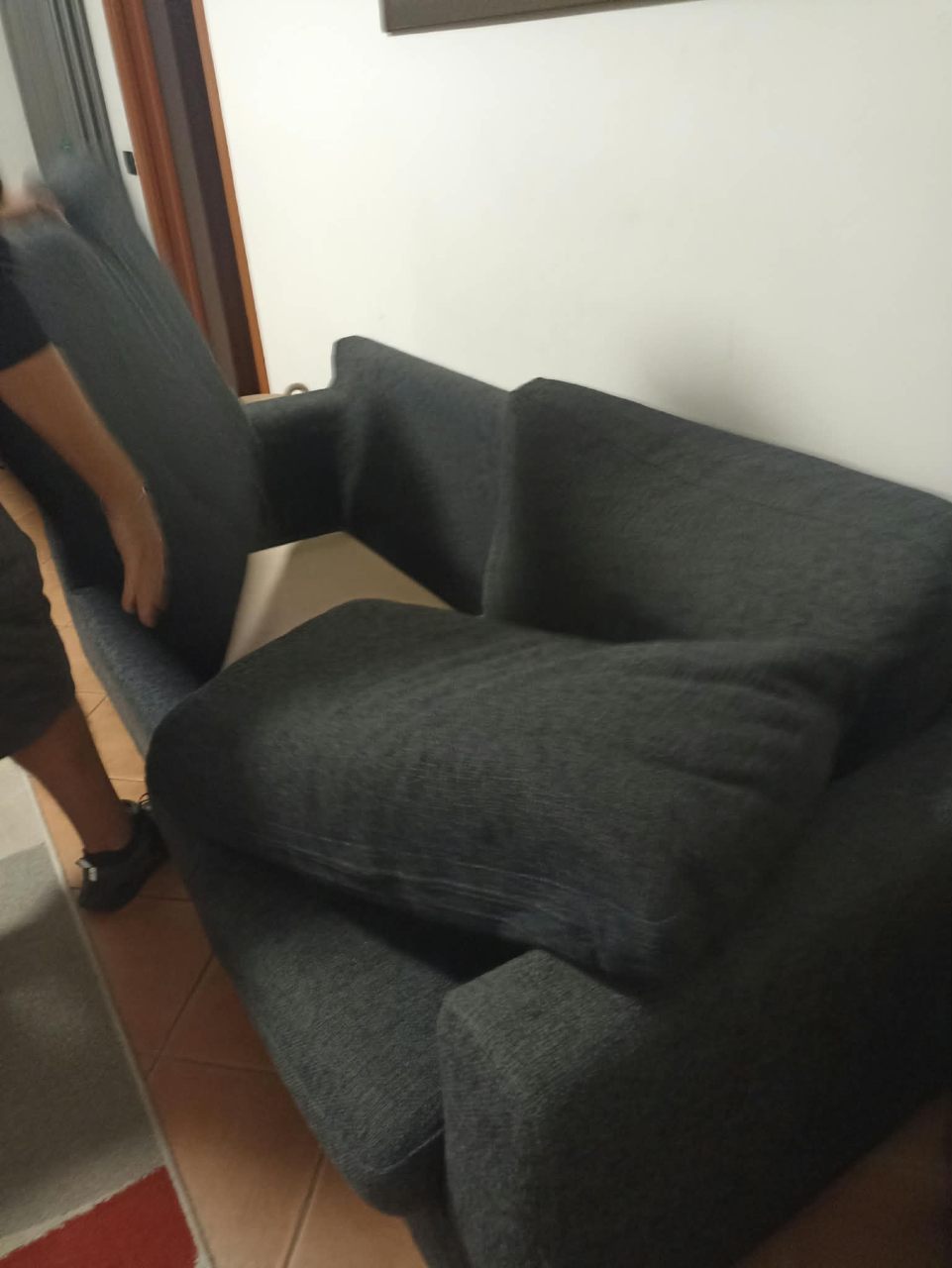 DIVANO 3 POSTI — immagine 1