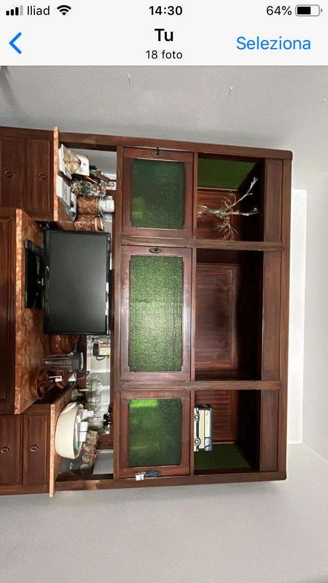 Credenza — immagine 1