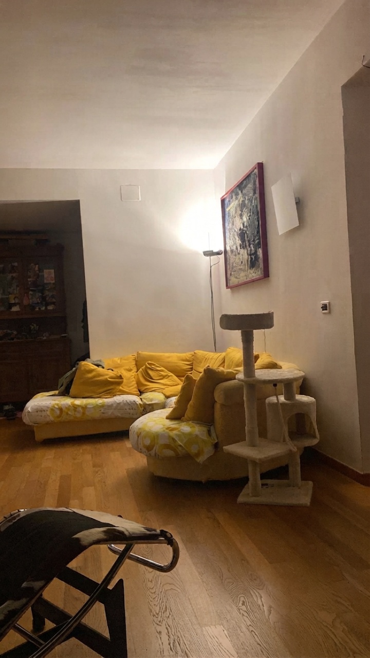 Divano 5 posti — immagine 1