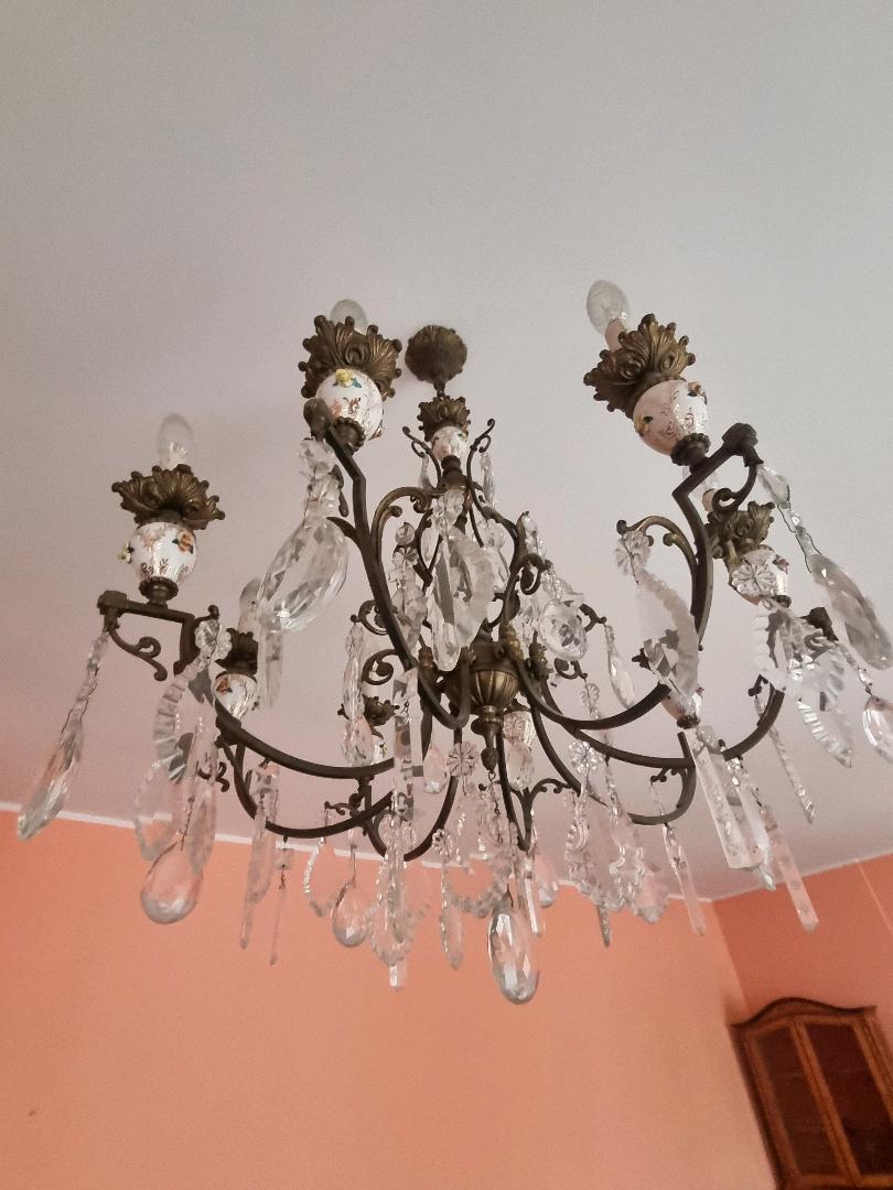 Immagine di lampadario gocce cristal
