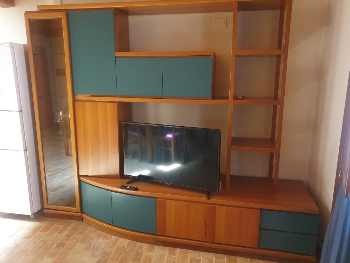 REGALO ARREDAMENTO COMPLETO  MOBILI IN OVADA ( AL) — immagine 1