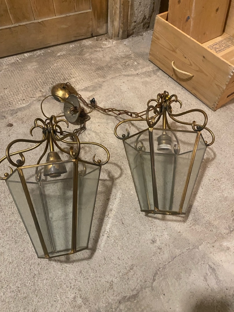 Immagine di coppia di lampadari