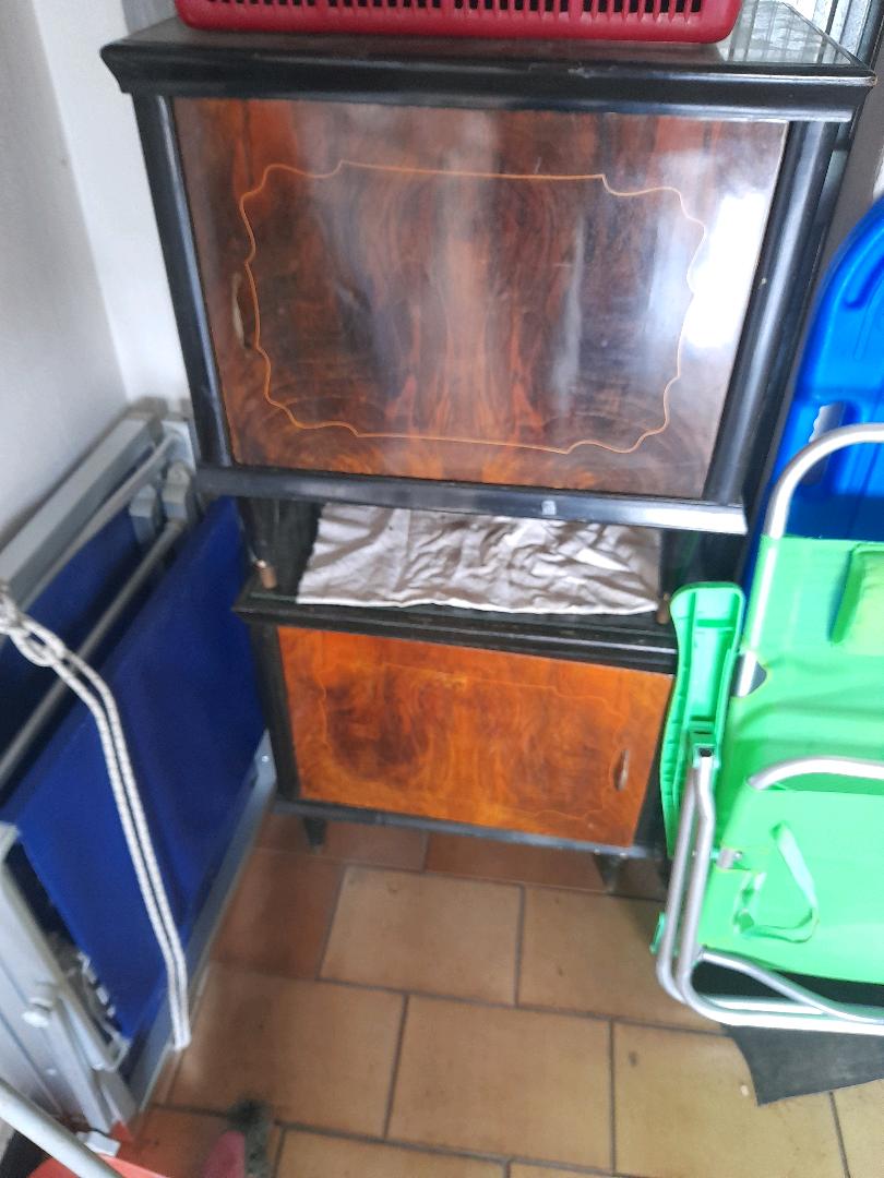 Immagine di comodini