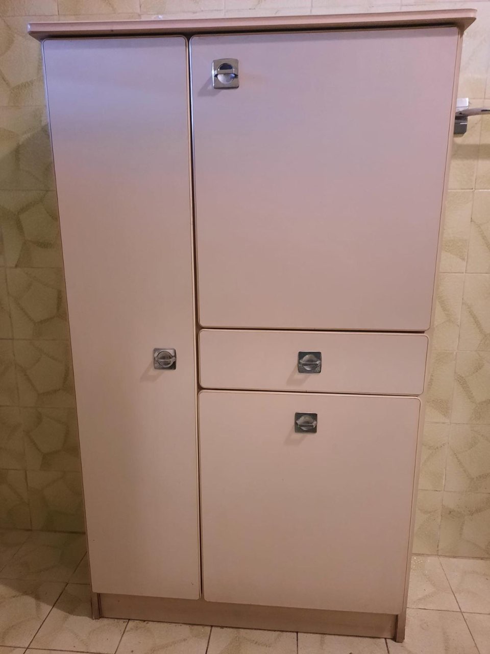 Immagine di Mobiletto bagno