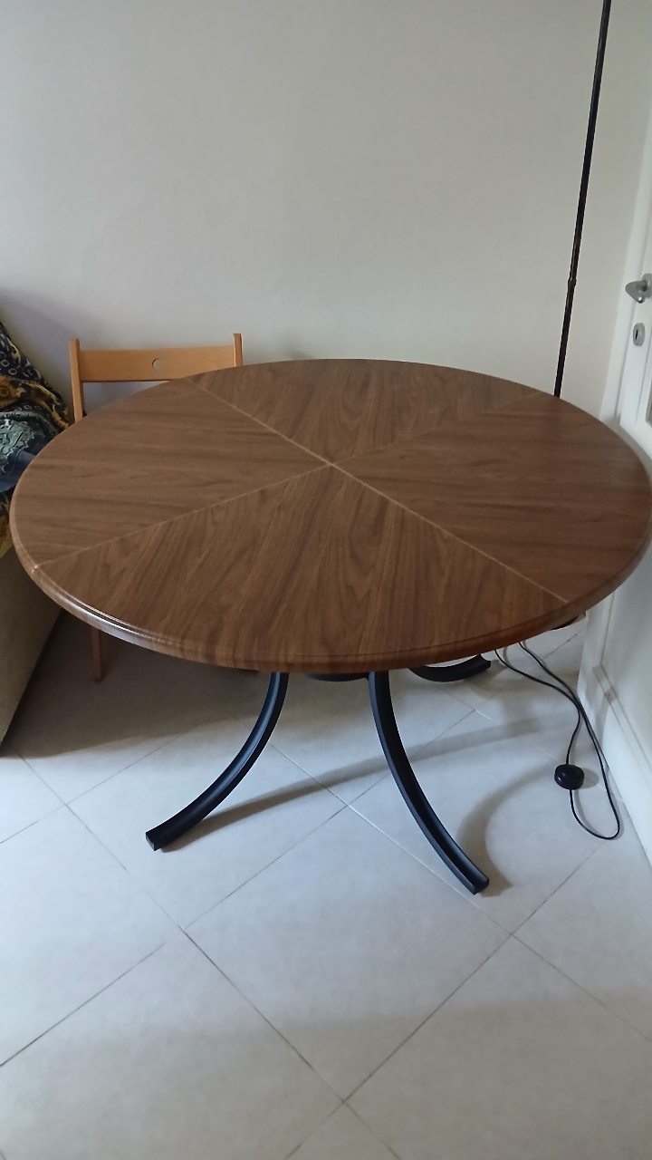 Tavolo pranzo — immagine 1