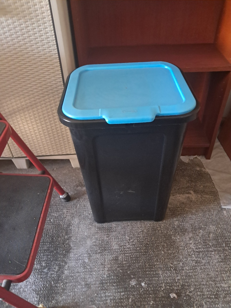 Immagine di Set bidoni plastica
