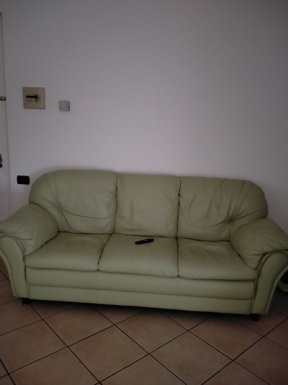 Divani 3 + 2 posti — immagine 1