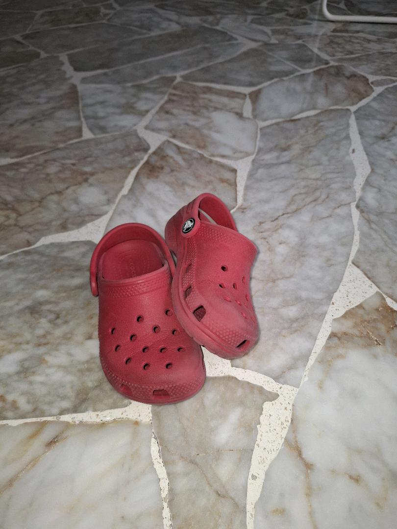 Immagine di crocs classic