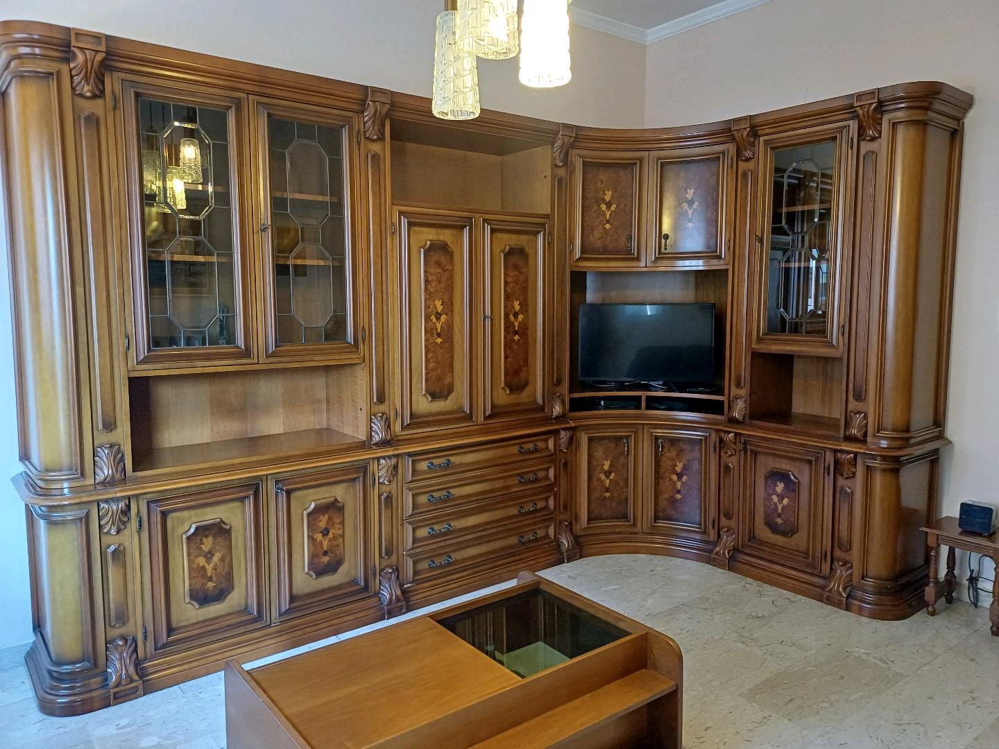 MOBILE SALOTTO IN NOCE — immagine 1