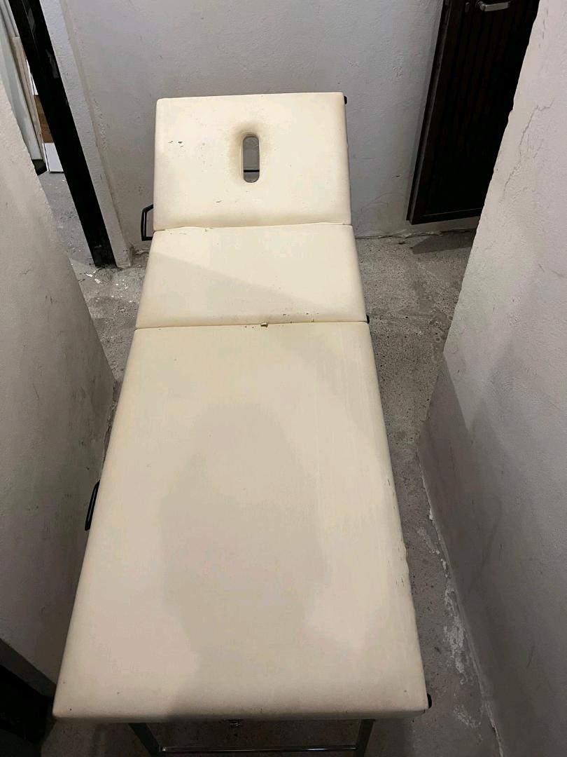 Immagine di lettino da massaggi