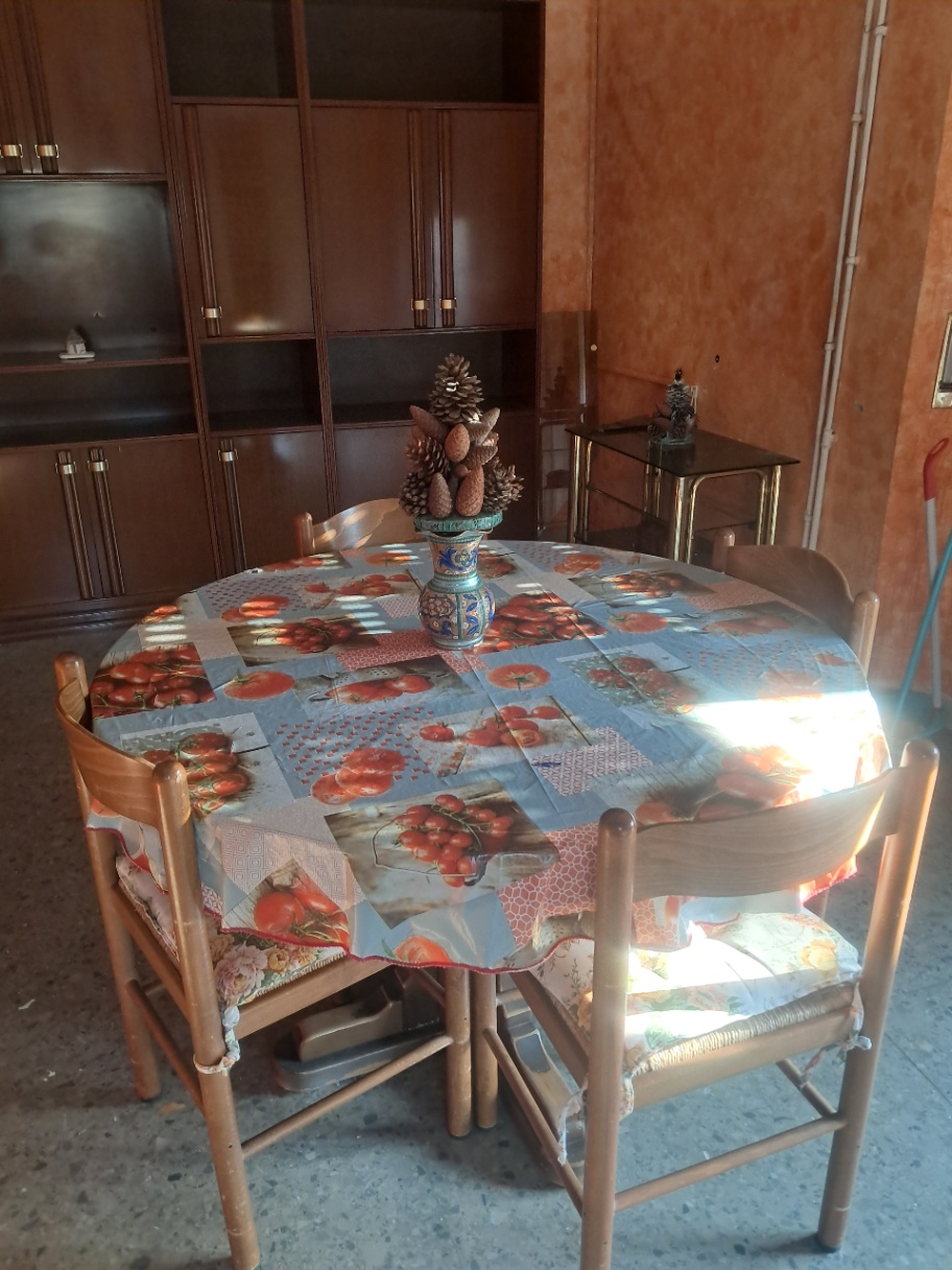 Sala completa — immagine 1