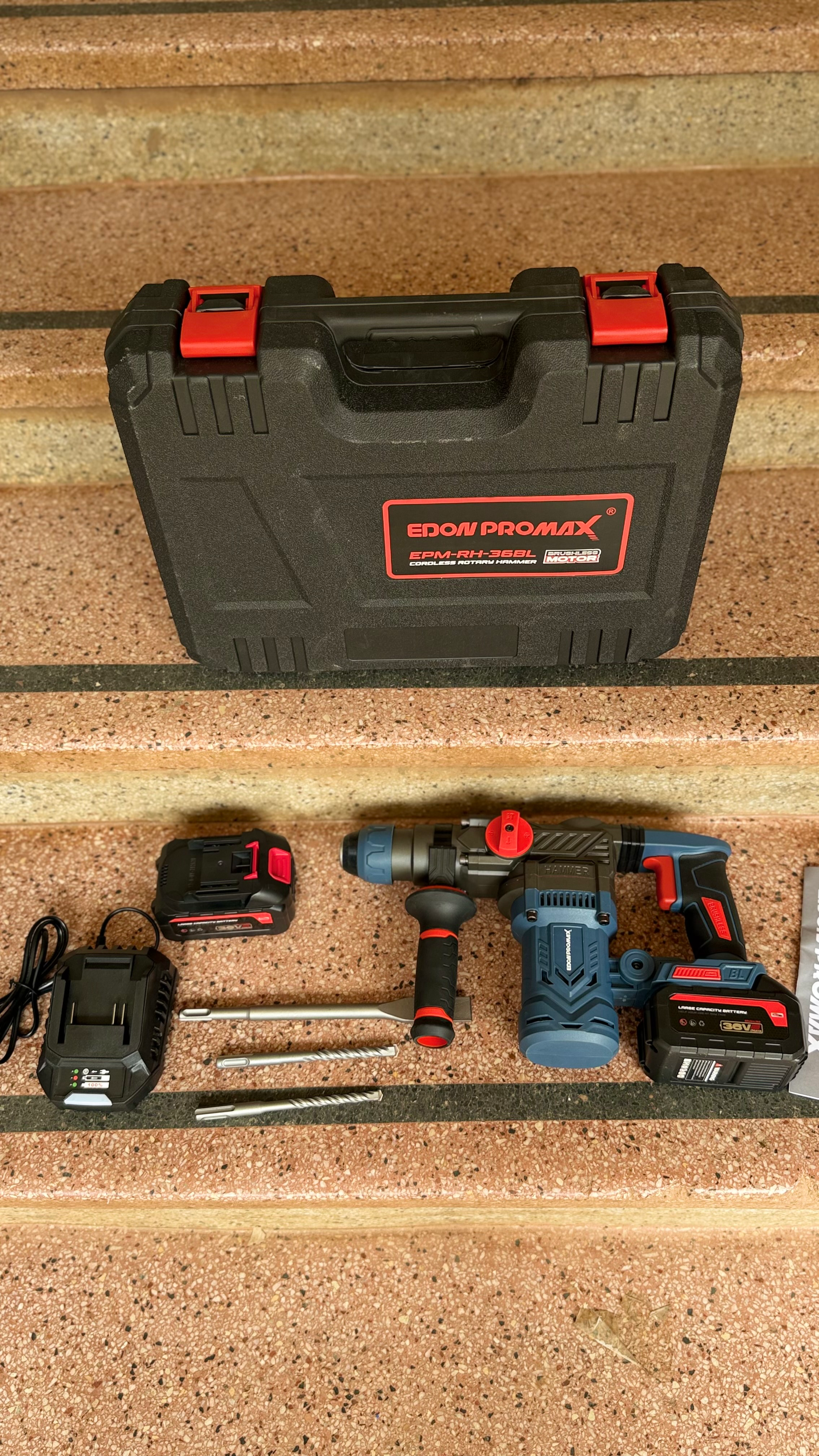 RECHARGEABLE CONCRETE HAMMER DRILL 36v - 2