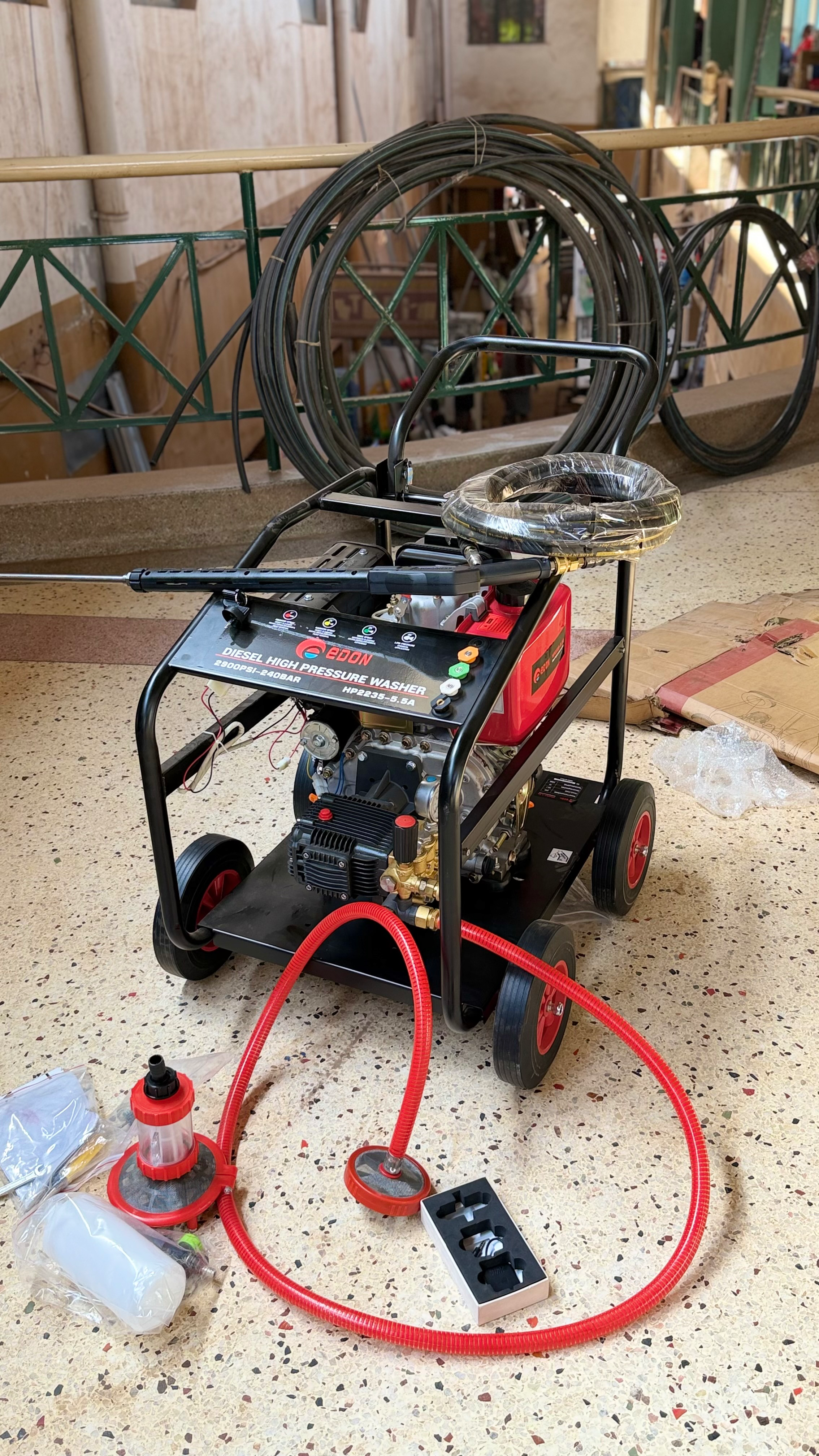 DIESEL JET CAR WASHER WITH ACCESSORIES - 4