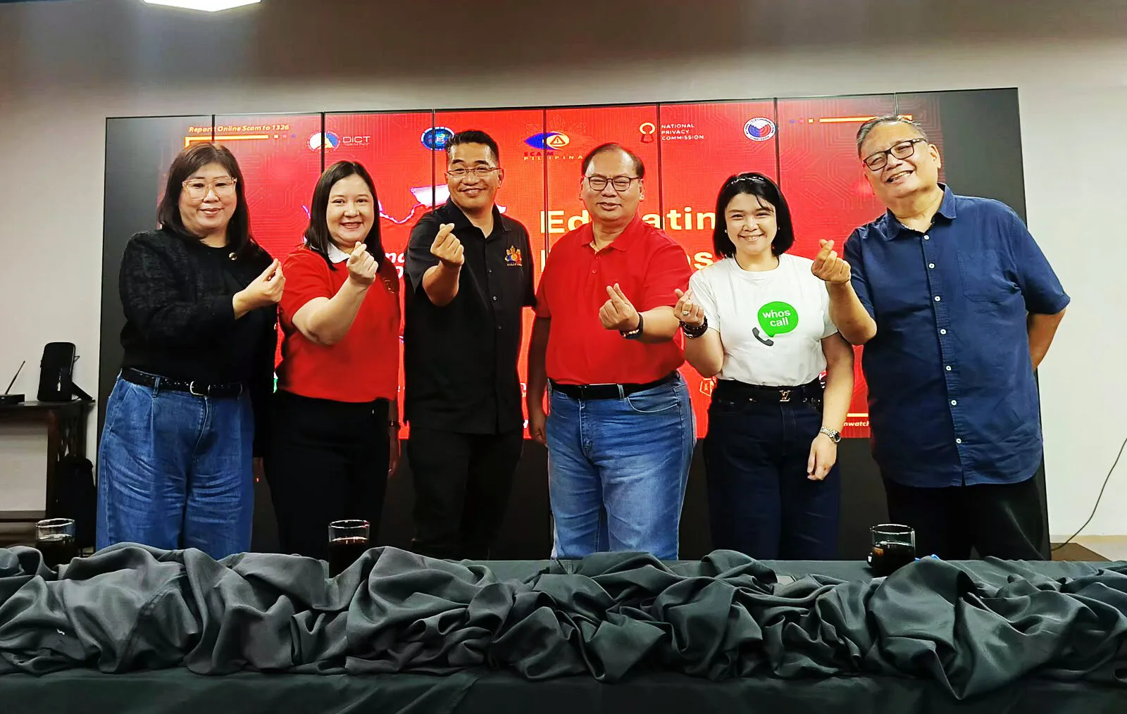 From Left to Right: Nick Wilwayco, Maya Head of Corporate Communications; Elena Torrijos, BPI Head of Public Affairs and Communications; Jocel de Guzman, Co-Founder of Scam Watch Pilipinas, Usec. Alexander Ramos, Mel Migrino, Gogolook PH Country Head; and Frederick Blancas, GoTyme Bank Head of Corporate Communications.